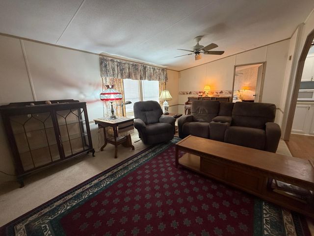 8508 SE Swan Avenue, Hobe Sound, FL 33455