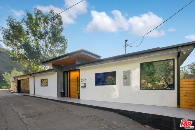 2515 Thames Street, Los Angeles, CA 90046