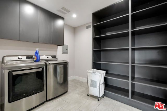 2515 Thames Street, Los Angeles, CA 90046