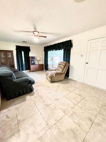 301 Lirette Street, Houma, LA 70360