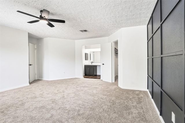 19410 Navarro Mills Drive, Tomball, TX 77375