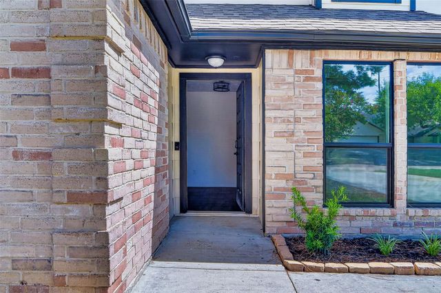 19410 Navarro Mills Drive, Tomball, TX 77375