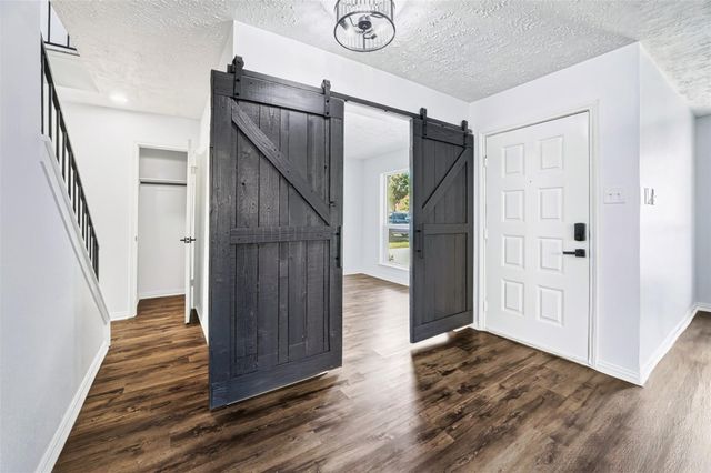 19410 Navarro Mills Drive, Tomball, TX 77375