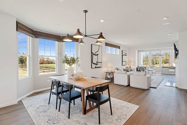 1035 Quarry Court 9, Carol Stream, IL 60188