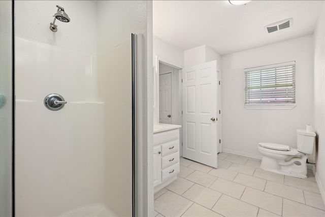 2206 Wimcrest Street, Galveston, TX 77551