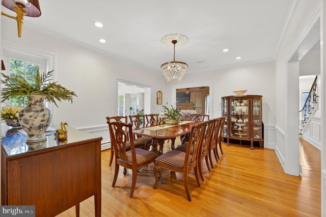 675 EDGEBORO BLVD, Bethlehem, PA 18017