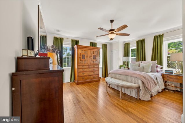 675 EDGEBORO BLVD, Bethlehem, PA 18017
