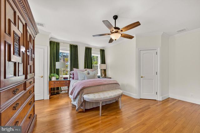 675 EDGEBORO BLVD, Bethlehem, PA 18017