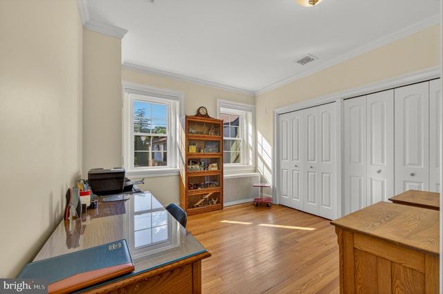 675 EDGEBORO BLVD, Bethlehem, PA 18017