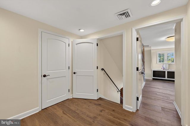 675 EDGEBORO BLVD, Bethlehem, PA 18017