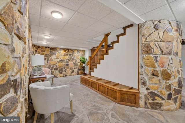 675 EDGEBORO BLVD, Bethlehem, PA 18017