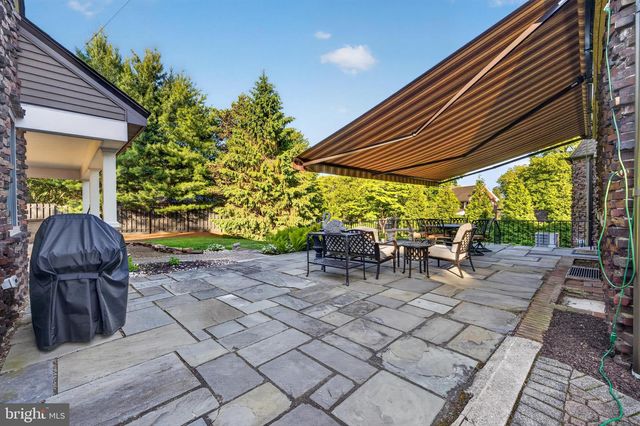 675 EDGEBORO BLVD, Bethlehem, PA 18017