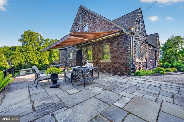 675 EDGEBORO BLVD, Bethlehem, PA 18017