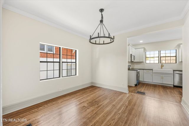 1515 McCroskey Ave, Knoxville, TN 37917