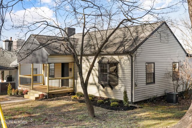 1515 McCroskey Ave, Knoxville, TN 37917