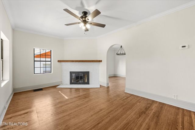 1515 McCroskey Ave, Knoxville, TN 37917