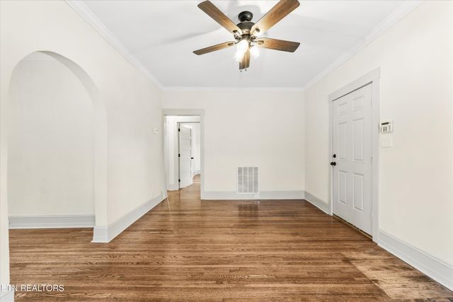 1515 McCroskey Ave, Knoxville, TN 37917