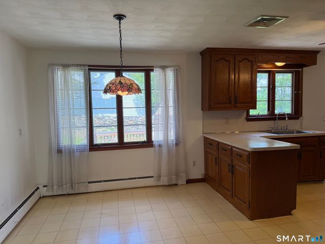 26 Maple Street, Trumbull, CT 06611