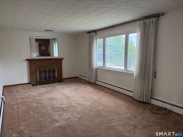 26 Maple Street, Trumbull, CT 06611