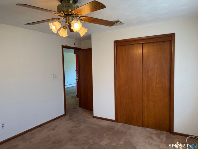 26 Maple Street, Trumbull, CT 06611
