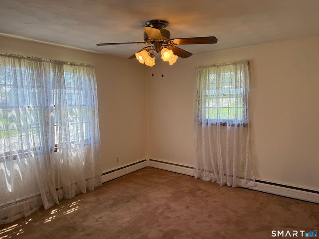 26 Maple Street, Trumbull, CT 06611