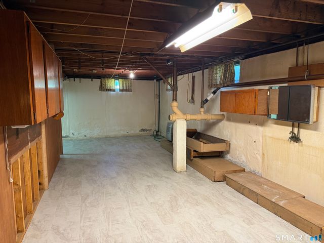 26 Maple Street, Trumbull, CT 06611