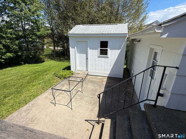 26 Maple Street, Trumbull, CT 06611