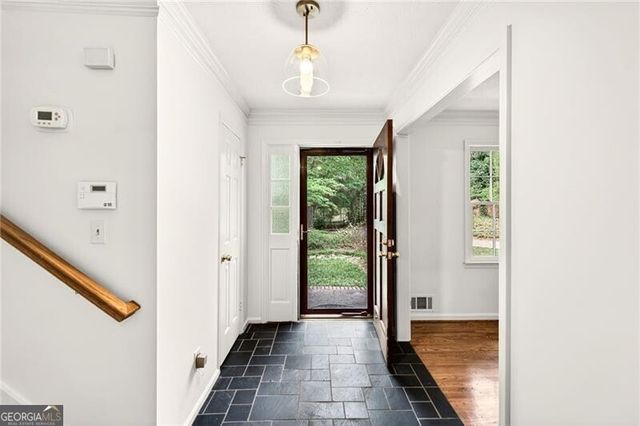 5208 Sanlee Lane, Atlanta, GA 30360