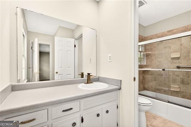 5208 Sanlee Lane, Atlanta, GA 30360