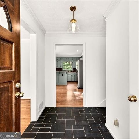 5208 Sanlee Lane, Atlanta, GA 30360