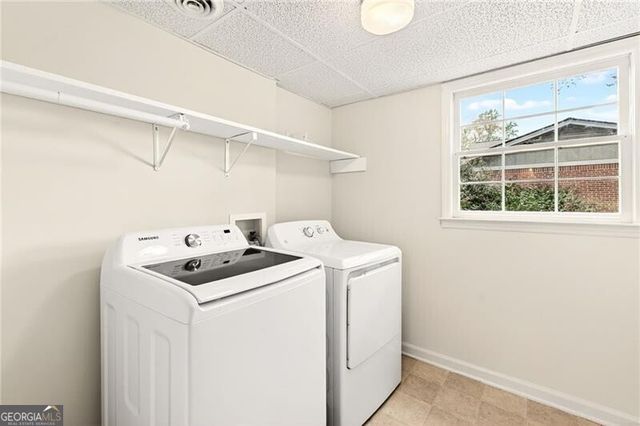 5208 Sanlee Lane, Atlanta, GA 30360