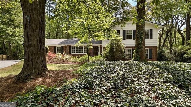 5208 Sanlee Lane, Atlanta, GA 30360