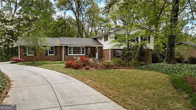 5208 Sanlee Lane, Atlanta, GA 30360