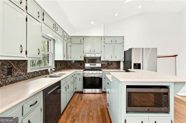 5208 Sanlee Lane, Atlanta, GA 30360