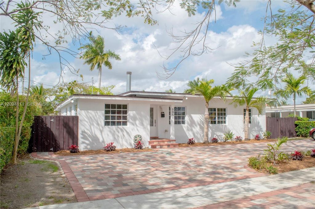5951 SW 46th Terrace, Miami, FL 33155