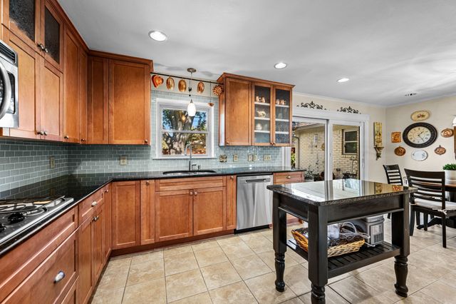 718 Westwood Drive, Richardson, TX 75080