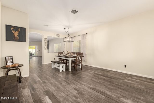 538 W GUM TREE Avenue, San Tan Valley, AZ 85140