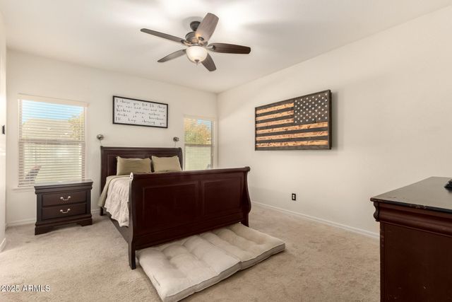 538 W GUM TREE Avenue, San Tan Valley, AZ 85140