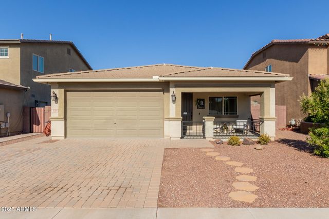 538 W GUM TREE Avenue, San Tan Valley, AZ 85140