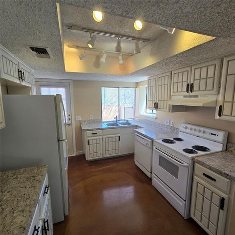 801 Old Ranch Road 12, San Marcos, TX 78666