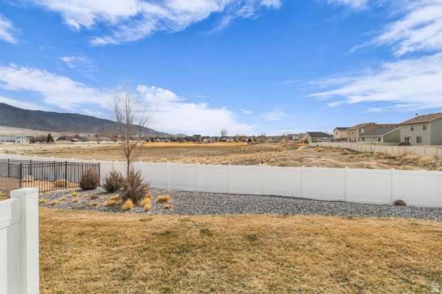 1846 E FALL ST, Eagle Mountain, UT 84005