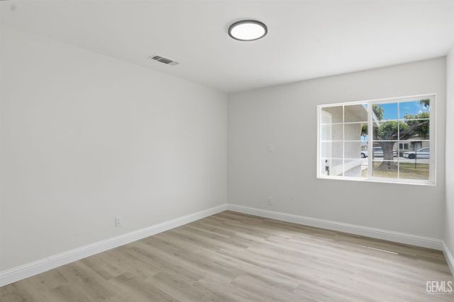 418 Bryant Street, Bakersfield, CA 93307