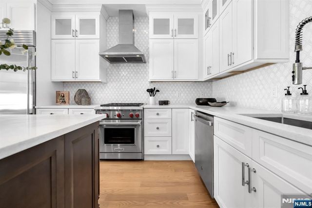 14 Gabriel Court 14, Paramus, NJ 07652