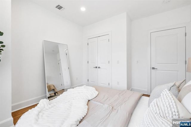 14 Gabriel Court 14, Paramus, NJ 07652