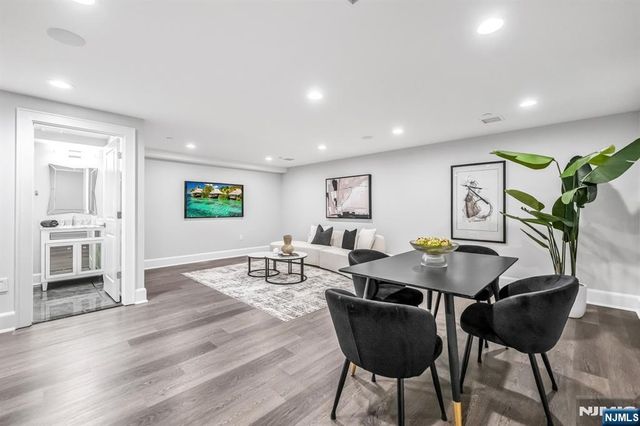 14 Gabriel Court 14, Paramus, NJ 07652