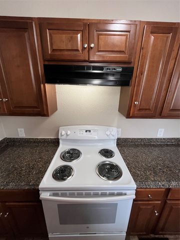 2442 SE 14th Street, Grand Prairie, TX 75051