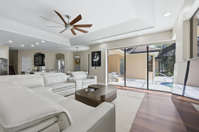 6915 HONEYSUCKLE TRAIL, Lakewood Ranch, FL 34202