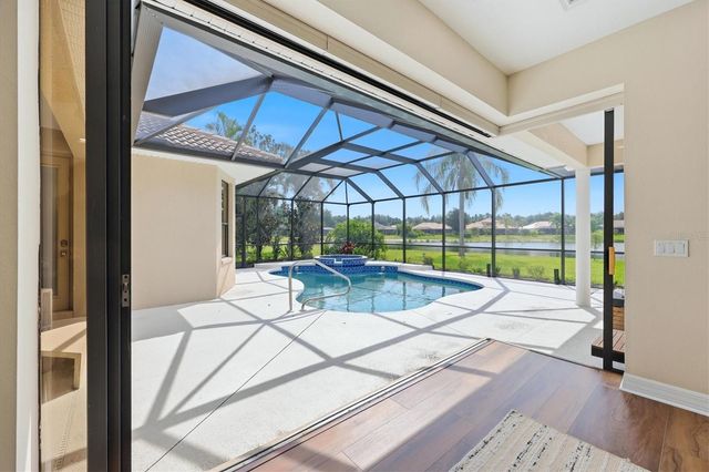 6915 HONEYSUCKLE TRAIL, Lakewood Ranch, FL 34202