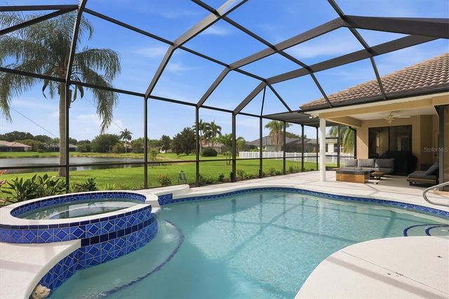 6915 HONEYSUCKLE TRAIL, Lakewood Ranch, FL 34202