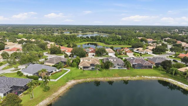 6915 HONEYSUCKLE TRAIL, Lakewood Ranch, FL 34202